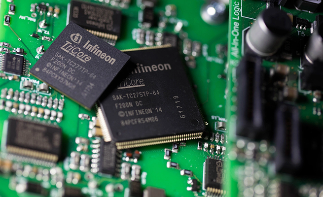 EU passes 43 billion euro chip bill